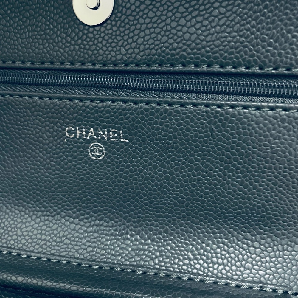 🔥CHANEL Quilted Vegan Leather Chain Crossbody sterling Gray wallet on chain - Picture 7 of 14